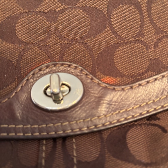 Coach signature chocolate brown hobo bag small - Picture 5 of 6